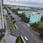 Chủ cần chuyển nhượng căn hộ 3pn+ 83m2 view nhà phố.