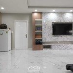 Cho thuê căn hộ nam phúc - phú mỹ hưng.diện tích170m2, 3 phòng ngủ 2 vệ sinhnhà mới đẹp, giá siêu rẻ 26 triệu/tháng.