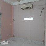 Cho thuê nhà phố đường lương hữu khánh, dt3.5x10m2, 1 trệt, 3 lầu, 5pn, 4wc, giá thuê 14tr/th.