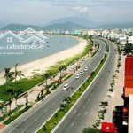 Nhà cấp 4 gác đúc sau lưng mặt tiền. cách biển nguyễn tất thành 300m. sẵn 2 phòng ngủ vào ở ngay