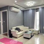 2 phòng ngủ 2 vệ sinhcó sổ đỏ tòa c3 bán 5.6 tỷ bao phí vinhomes d''capitale trần duy hưng - hotline 0979407996