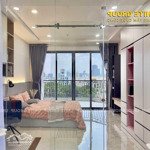 Cho thuê căn hộ 1pn tại quận 7, bancong, cửa lớn, view chill, thoáng gần lotte, q4, q1, q5