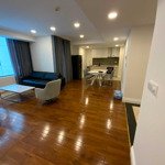 Cho thuê căn hộ 130m2 nội thất full đồ tầng cao view trung tâm căn góc giá yêu thương. 0968096506