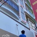 Nhà cho thuê mặt tiền siêu đẹp trên đường hoàng hoa thám