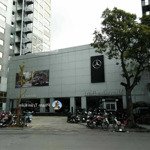 Cho thuê 1050m2 mặt phố nguyễn văn huyên, mt 45m siêu vip. phù hợp làm showroom, siêu thị, nhà hàng