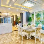 Bán gấp nhà mt 4 lầu 4*20m cạnh phú mỹ hưng quận 7, giá hơn 10 tỷ nhà mới full nội thất