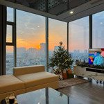 Chính chủ cần bán căn 217m2-4pn- 4 vệ sinhfull nội thất ,tầng trung ,sky park residence, giá bán 18 tỷ