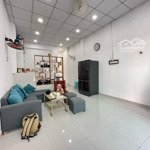 Bán nhà lạc long quân, ngã 4 bảy hiền, dt 61m2 giá 3.8 tỷ