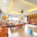 Bán căn hộ 168m2, chung cư udic võ chí công, view đẹp, full nội thất, giá bán 10.2 tỷ