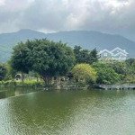 Khu đất có diện tích hơn 3900m , view mặt hồ đồng chanh khu giới siêu biệt thự nghỉ dưỡng siêu vip