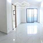 Bán ch 70m tầng 10xx view q1,hướng đn giá bán 2,050tỷ(tl). liên hệ: 0827778944 duy nhất