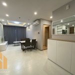 Cho thuê căn hộ 75 m2, 2 phòng ngủ, view quận 1, nội thất đẹp liên hệ: 0935112384