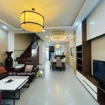 Cho thuê nhà phố đường 25m lakeview city quận 2, full nội thất, 4 phòng ngủ 5 vệ sinh giá bán 30 triệu liên hệ: 0907110827