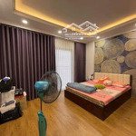 Cung điện pháo đài láng - tặng full nội thất vip - ngõ rộng nông - sổ đỏ đẹp pháp lý chuẩn