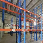 Cho thuê gấp kho xưởng tại n bè dt 2000m2 có vách tường xây rất mát