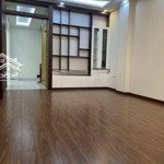 Cho thuê nhà 60m2x4 tầng ở đình thôn, đường 2 oto đỗ tránh.