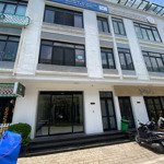 Cho thuê shophouse vinhomes gardenia hàm nghi, mỹ đình, hà nội. 100m2 5t mt 6m. thang máy. 50 triệu