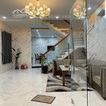 Nhà 1 trệt 3 lầu, cận mặt tiền đỗ xuân hợp, 132m2 ngang 6m nở hậu, thích hợp kinh doanh đa nghành