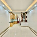 Huy du , 40m2 ,5 tầng , lô góc 3 thoáng , ôtô đỗ cửa , khu vực hiếm nhà bán , giá chào 12,8 tỷ .