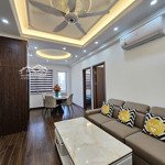 Bán căn hộ 3 phòng ngủ chung cư 335 cầu giấy - giá 5tỉ - 90m2 full mới 100%. liên hệ: 0886.21.8585