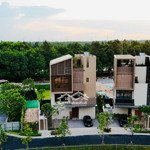 Bán nhà phố của capitaland view hồ, xây dựng 1 trệt 3 lầu, tiện ích, an ninh 24/7 chỉ 2.8 tỷ sở hữu