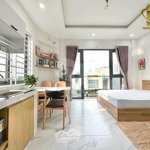 Thuê phòng 40m2 ban công full nội thất ngay hoàng văn thụ gần sân bay liên hệ:0974735831