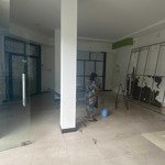 Mặt tiền phạm văn đồng10x8m,trệt,4 lấu suốt,kd đa ngành,