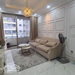 Cho thuê 2 pn midtown m6 : 89m2 giá bán 25 triệu/ tháng