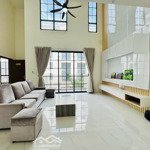 Cần bán căn sky villa full nội thất zone 6 khu swan bay - 127m2/2 pn. lh 0868 187 927