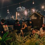 Sang rooftop thảo điền đang kd đông khách