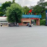 Bán đất 3 mặt đường 8m trong khu biệt thự, gần đhsp kỹ thuật thủ đức, xd cao tầng, hoàn công ngay