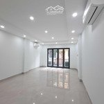 Cổ linh - phố trạm, cho thuê mặt bằng văn phòng, 50m2 2 tầng - lối đi riêng