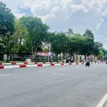 Mặt tiền võ văn ngân kinh doanh siêu đỉnh. ngang khủng 7m. diện tích siêu to 194m2. nhà 4 tầng.