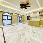 Nhà đẹp! bán nhà phố nguyễn chí thanh, building thang máy, mt rộng, ô tô, kd, 68m2*8t