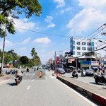 Hiếm,vị trí siêu đắc địa-nhà mtiền kinh doanh vạn ngành -cách ga metro chỉ 30m- ngay ngã 4 thủ đức.