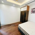 Cho thuê căn hộ 3 phòng ngủ ở r2 royal city thanh xuân 115m2 full nội thất giá thuê 23 triệu/tháng