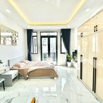 Thuê phòng 40m2 ban công ngay điện biên phủ gần ngã tư hàng xanh lh:0974735831