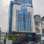 Bán tòa building ốp kính mt 128a trường sa - hoàng sa - 19 x 15m - hầm 7lầu - hđt 380 triệu - 75 tỷ