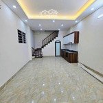 Bán nhà ô cách, lệ mật, 40m2, mới tinh, 4tỷ hơn