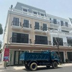 Căn shophouse độc quyền vincom quảng trị, chỉ 2 tỷ sở hữu căn 75m2 đường 20,5m