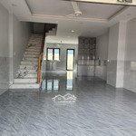 Cho thuê shophouse đối diệntrung tâm thương mại5,2 hecta ngay trục chính đường 25 gần góc đại lộ dân chủ