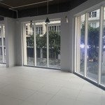 Hot!! cho thuê cặp căn góc saritown sala hơn 1000m2 sd, chỉ 199 triệu/th, vị trí rất đẹp, nhà rộng