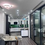 Chuyển vào vinhomes sinh sống cần bán nhanh căn nhà 6 tầng đẹp trong khu đấu giá phương việt hưng