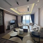 Chính chủ cho thuê 2 phòng ngủ86,5m2 vinhomes nguyễn chí thanh full nội thất - ban công đn - 25 triệu/th - mtg