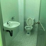 Nhà 4mx16m, lầu đúc, 2 phòng ngủ riêng, 2 toilet, nguyễn văn quá, giá 5.8 triệu