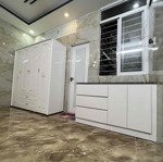 Cần cho thuê gấp nhà nguyên căn nguyễn phúc nguyên q3, dt 5x8m, giá chỉ 35 tr/th