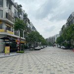 Cho thuê shophouse tầng 1, giá bán 15 triệu không hàng ăn