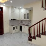 Bán nhà phố thanh am , 5 tầng , dt 30m2 , mt 4m , giá 4 tỷ , xây mới - ở ngay