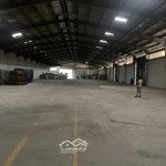 Cho thuê kho xưởng 1000m2, 1800m2 xa lộ hà nội, phước long b, quận 9