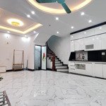 Chủ nhờ bán gấp căn lô góc phố lụa vạn phúc hà đông, 45m2, 5 tầng, mt 7m, nhà đẹp ngõ thông